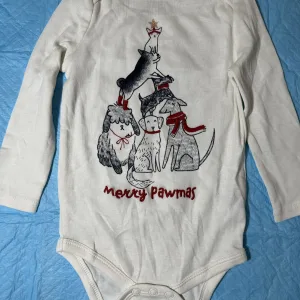 DIP infants eco-friendly 12-18 Merry Pawmas longs leeve one piece